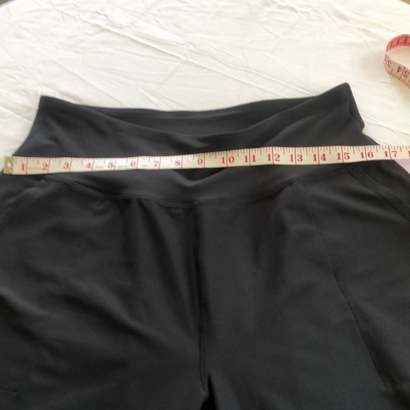 Old Navy Active Powersoft X-Large Leggings With 2 Pockets - Picture 6 of 8